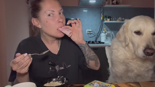 ЗАВТРАКАЕМ. ОВСЯНКА. ЯПОНСКИЙ десерт. ДЫНЯ. ИНДИЛАЙТ кушаем с РИЧ.