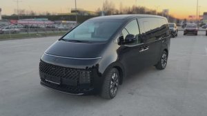 Hyundai Staria 2024 г.