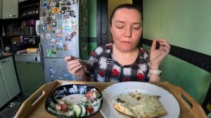 Мукбанг/Мойва в омлете/салат овощной/Еда/Вкусная домашняя еда