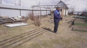 СТРОИТЕЛЬ 80-ГО УРОВНЯ СТРОИТ ПО-МАЛЕНЬКУ ТЕПЛИЦУ подвал ильича