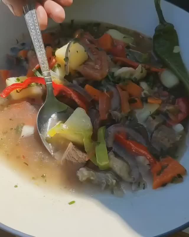 Шурпа в казане 🥘