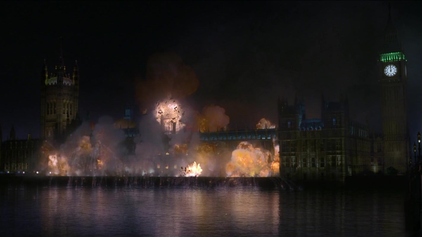 Диктатор уничтожает 25% населения, чтобы победить на выборах,люди штурмую здания правительства