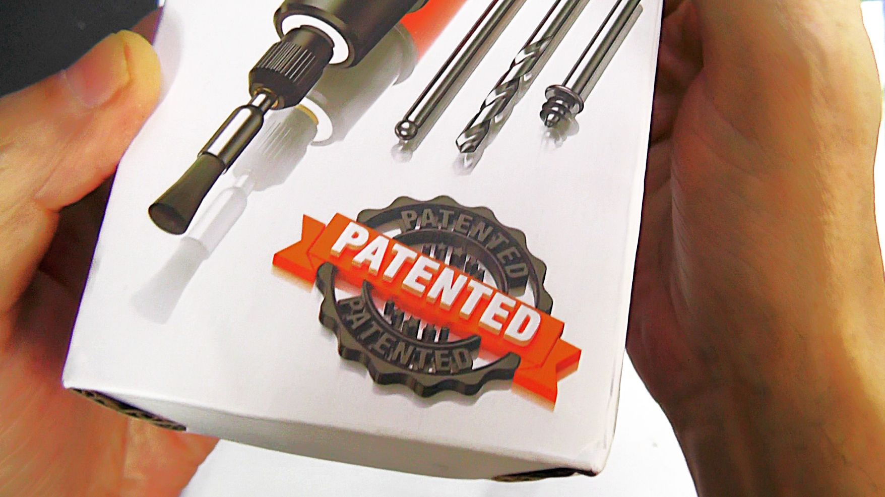 Новинка 2025! Аккумуляторный мини-гравёр с лед подсветкой, реверс и 4 скорости. Обзор и тесты.