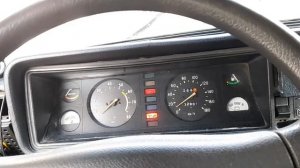 Тюнинг Онлайн Ваз 2107 салона под капотом обратили внимание как открывается и в богажнике два бензоб