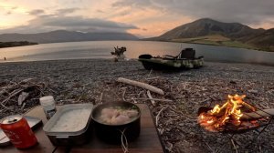 ЛОВЛЯ МНОЖЕСТВА РЫБЫ, отдых в кемпере и приготовление еды на берегу озера