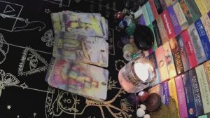 ❗ЧЕЛОВЕК ЖЕЛАЕТ БЫТЬ ВМЕСТЕ С ВАМИ😘 таро расклад