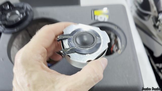 Обзор мониторов KRK  V6 (USA)