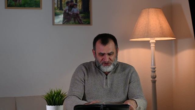 Иные языки - роковая ошибка или Дар Святого Духа?