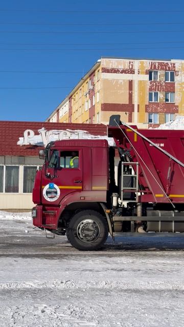 ❄️❄️❄️ Избавляемся от снега #уборкаснега #скорейбыЛето #уппмх #упжх #сфера