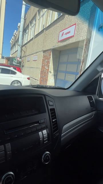 Mitsubishi Pajero Внедорожник 5-дв. 3.0 AT 2014г