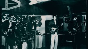 Кавер песни Девчонка гр. Окна 1972 г.