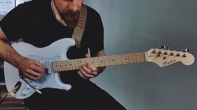 Соло на электрогитаре