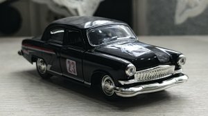 Обзор на машинку Волга 21 от PLAY SMART.