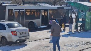 Автобусы МАЗ-203.068 и ПАЗ-32054 на остановке "Универмаг" 18.04.2026