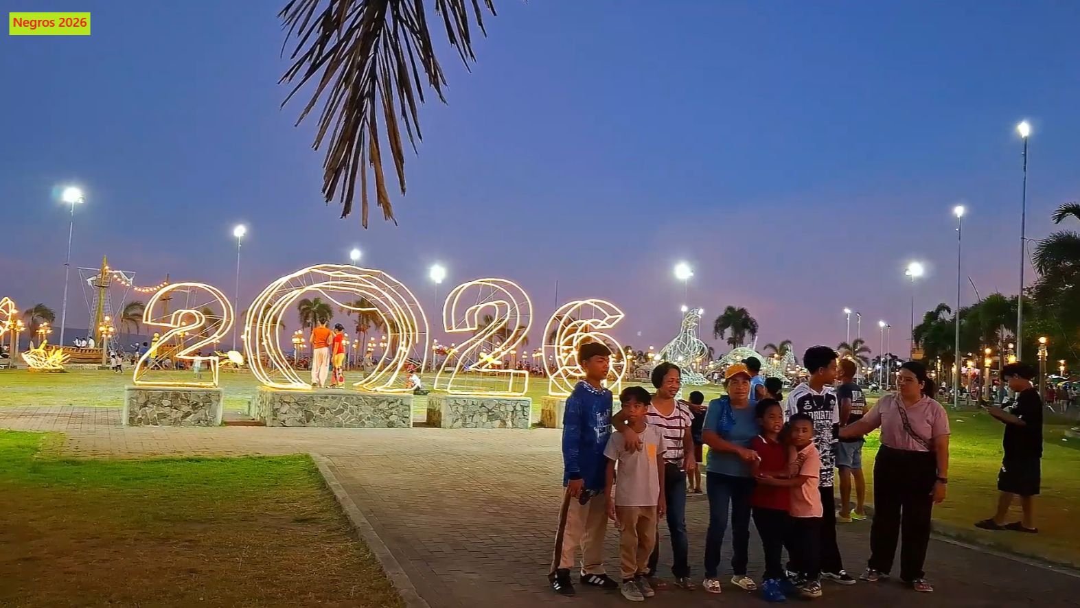 Dumaguete. Утом, Днем, Вечером.