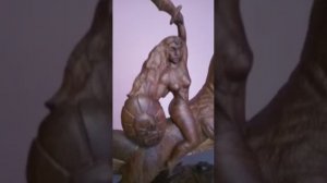 Резьба по дереву Амазонка на драконе.