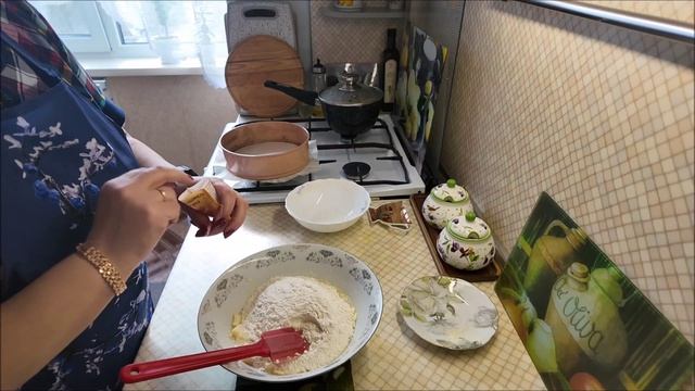 Испекла Карамельный пирог / Распикировала помидоры, цветы