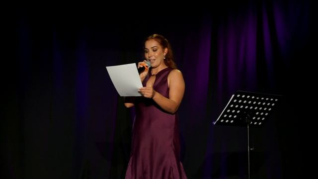 17 Плохо быть умной. Стих Наталья Миргородская