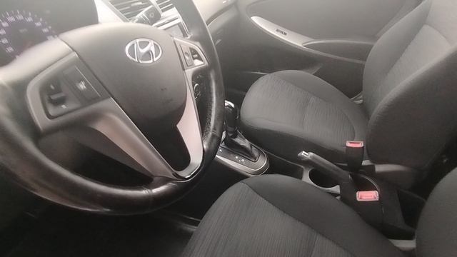 HYUNDAI SOLARIS 2015