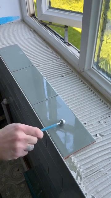 Кладка плитки в зону ПОДОКОННИКА

(с)

Руки Плотника