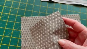 Обратная аппликация. Как я вшиваю маленькие сюжеты в косметички.