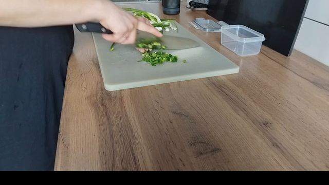 Как вы спасаете зелёный лук? Я нарезаю и замараживаю.