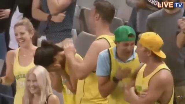 Неудобные Моменты в Женском Спорте