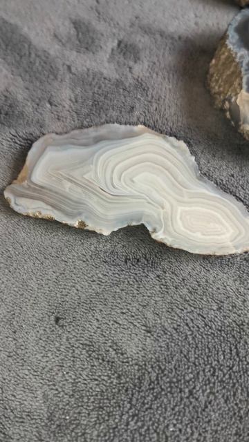 Взялся за работу полирнуть кучу агатов.