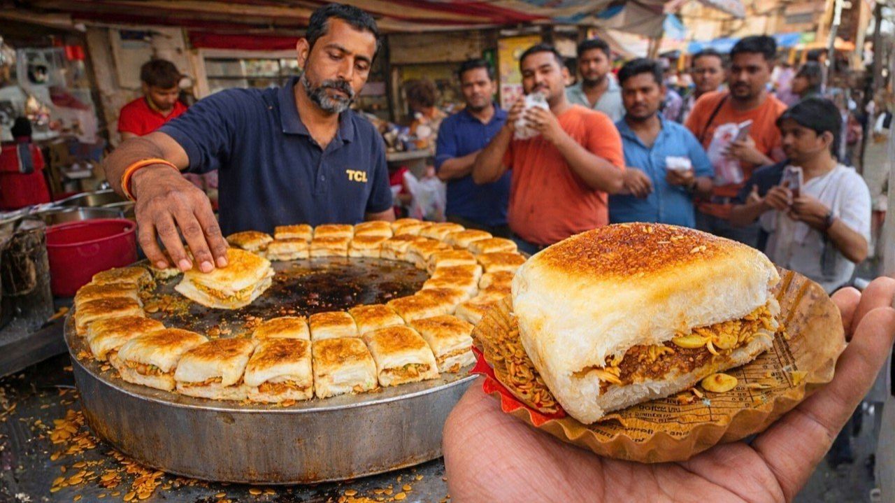 Самый популярный магазин Дабели в Индии Свежее Вадодарское дабели готовят в режиме нон-стоп