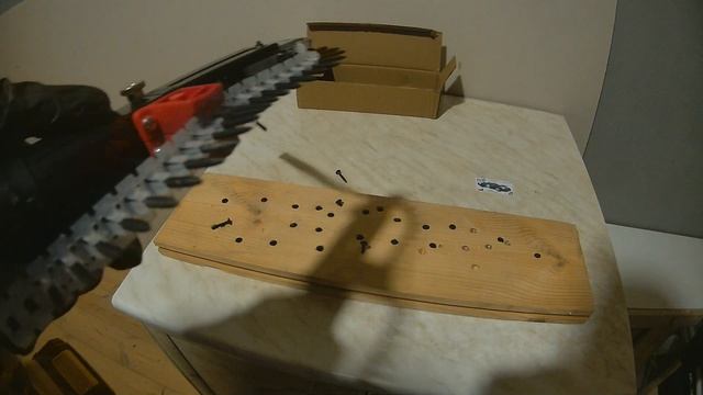 Насадка на шуруповёрт с автоматической подачей шурупов