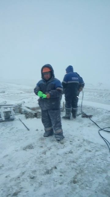 2caefac8-eedf-42d7-9ffb-33373ca7fee9-1_all_823.mp4будни севера