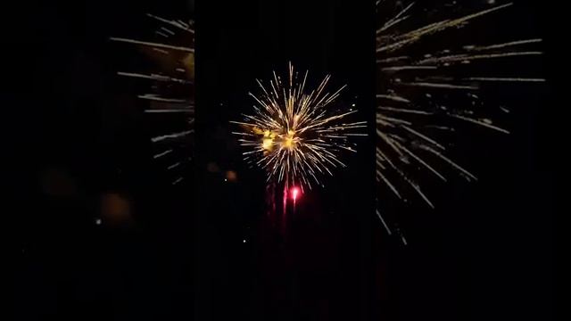 Батарея салютов TKB003 ЦАРЬ ПУШКА на 188 разнокалиб залпа (1-1,75 калибр) крутое фейерверк шоу портр