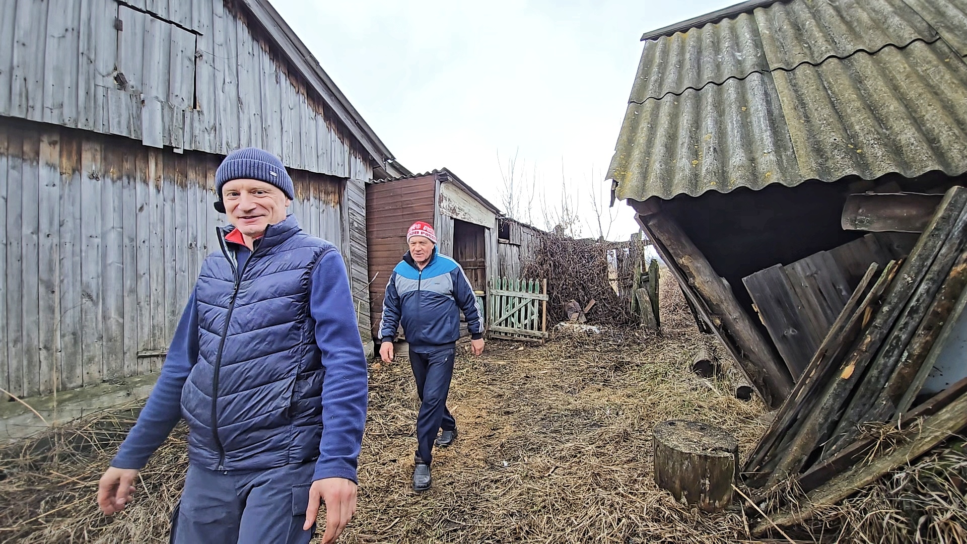 Смог доехать на машине до дома в деревне, шашлык в русской печи, уборка в доме и подготовка к Пасхе.