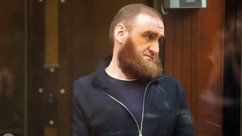 Адвокат экс-сенатора Арашукова рассказал о его попытках добиться работы в колонии