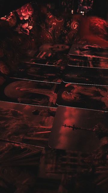 Что/кто идёт в Вашу жизнь? #чернознатка #ведьма #тарорасклад