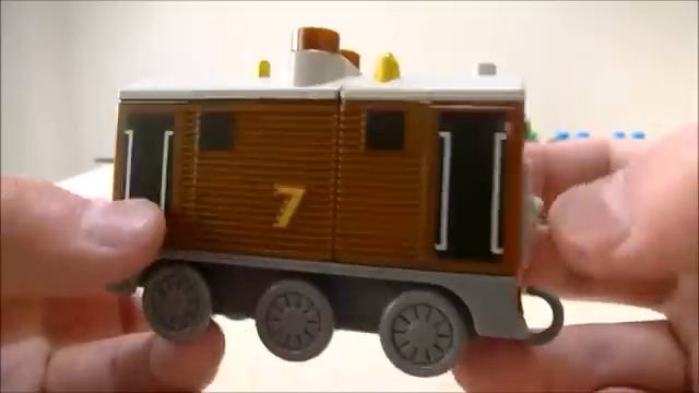 Паровозики Томас и его друзья. Играем с машинками, паровозиками и проверяем их. #дети #видеодлядетей