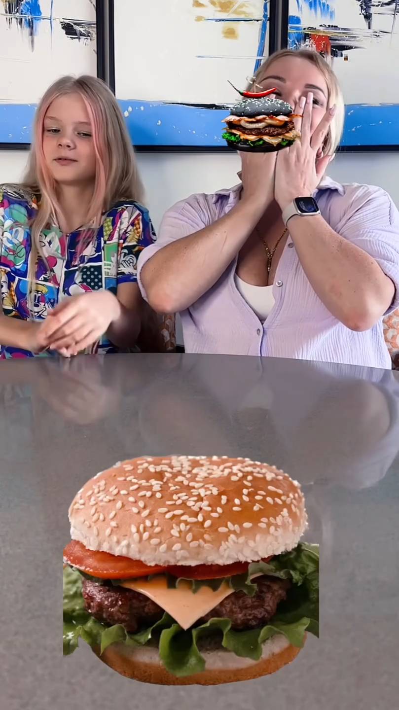 Черное против цветного 🙂