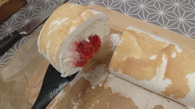 МЕРЕНГОВЫЙ РУЛЕТ 🍬 Первый НЕУДАЧНЫЙ опыт?