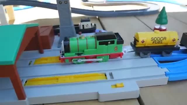 Для детей. Паровозик томас и его друзья. Игрушки для детей