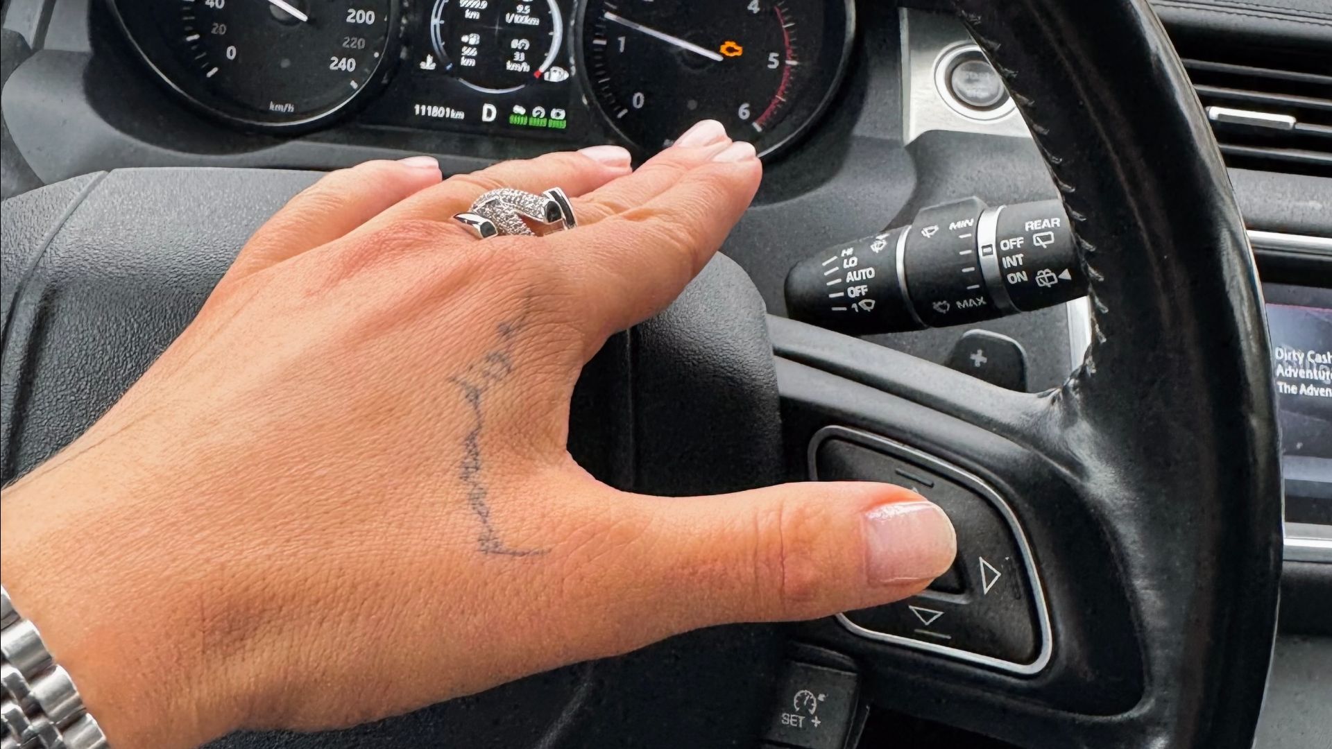 II серия. Цель одна: попасть в запрос клиента, а не в шаблон рынка.