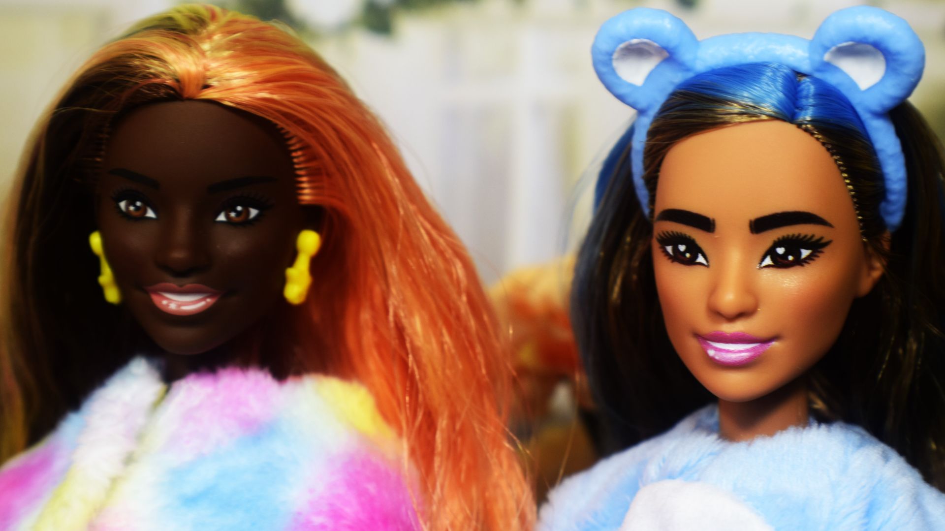 Барби из цветных банок (Пингвин и голубой Мишка)