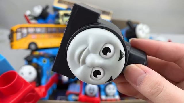 トーマスハスのミニカーか走るサイレン風坂道緊急走行テスト