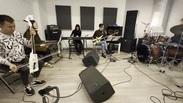 Юyндэн гоогоо (монгольская народная песня Yunden Guuguu)