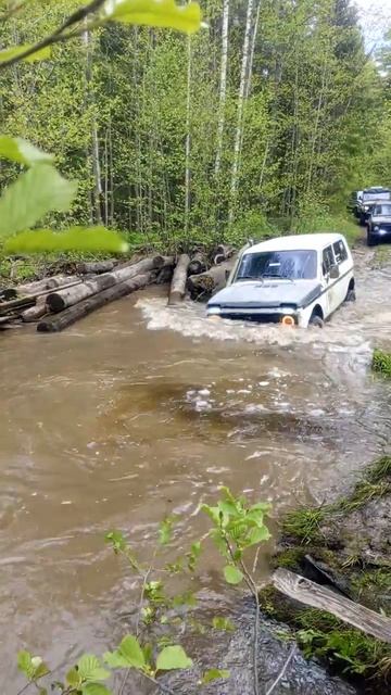 небольшой брод уаз нава бездорожье Off Road
