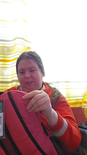 Луна и её глаз шпиц собака животные шпицы собаки