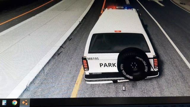 играем за полицейского в  BeameNG.dreve