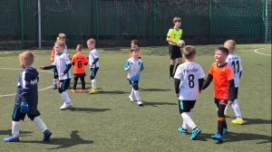 18.04.2026-ДСК "Фарватер" синие г.Севастополь : "Футбики" 2019 г. 1 тайм