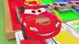 Молния Маккуин для детей - Конструктор, автомобиль и яйцо-сюрприз!