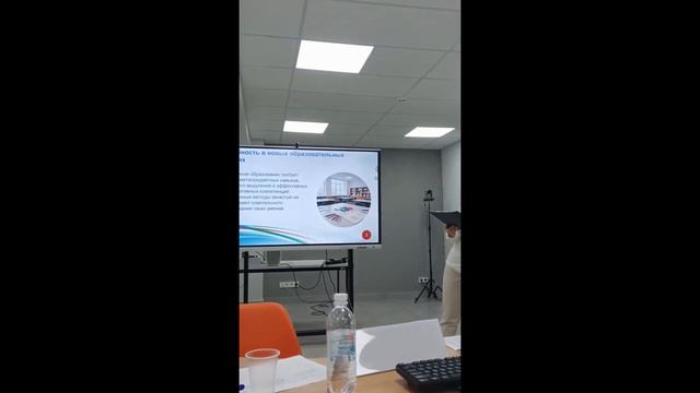 Если Человек гармонично сочетает в себе юморного педагога, артиста, психолога - радостное счастье!