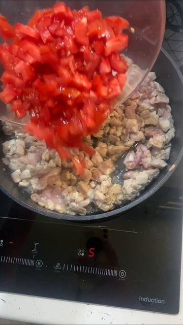 Пирог с курицей и базиликом 🌱